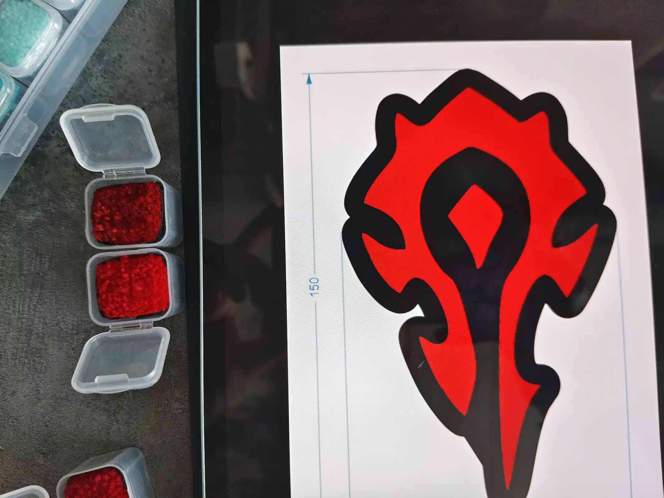 Фото этапа "Закупка материалов" для ковра: Тафтинговый ковер World of Warcraft (Орда) — ручная работа для геймерского интерьера