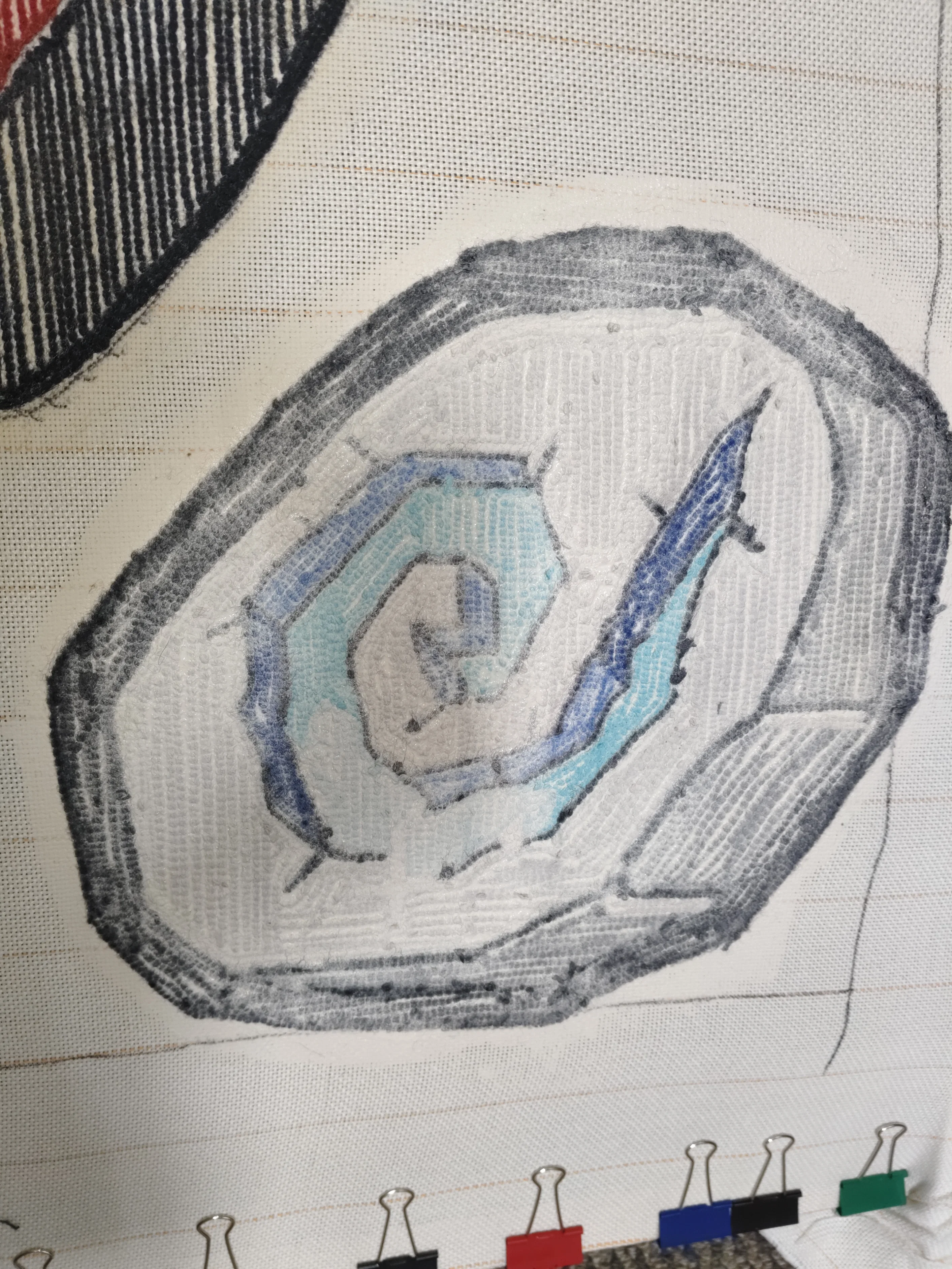 Фото этапа "Обработка задника" для ковра: Настенный тафтинговый ковер с камнем телепортации — ручная работа