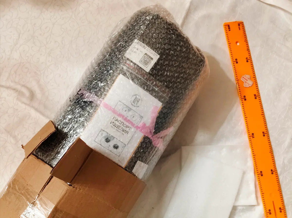 Новая многоуровневая упаковка для курьерской доставки тафтинг-ковров: защита и подарочный вид