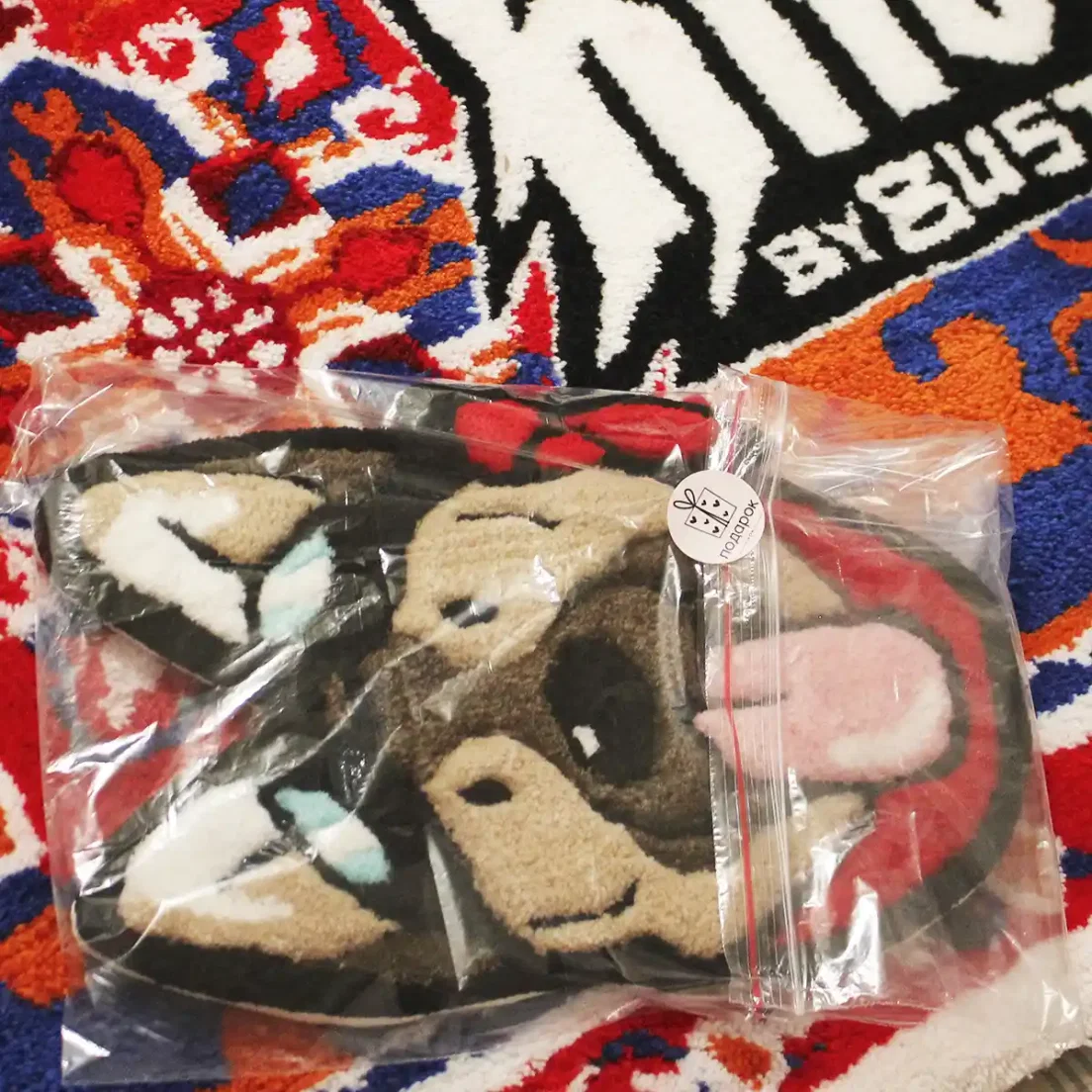 Фото этапа "К чему стремились" для ковра: Тафтинговый ковер на заказ: процесс изготовления ковра с советским орнаментом и логотипом