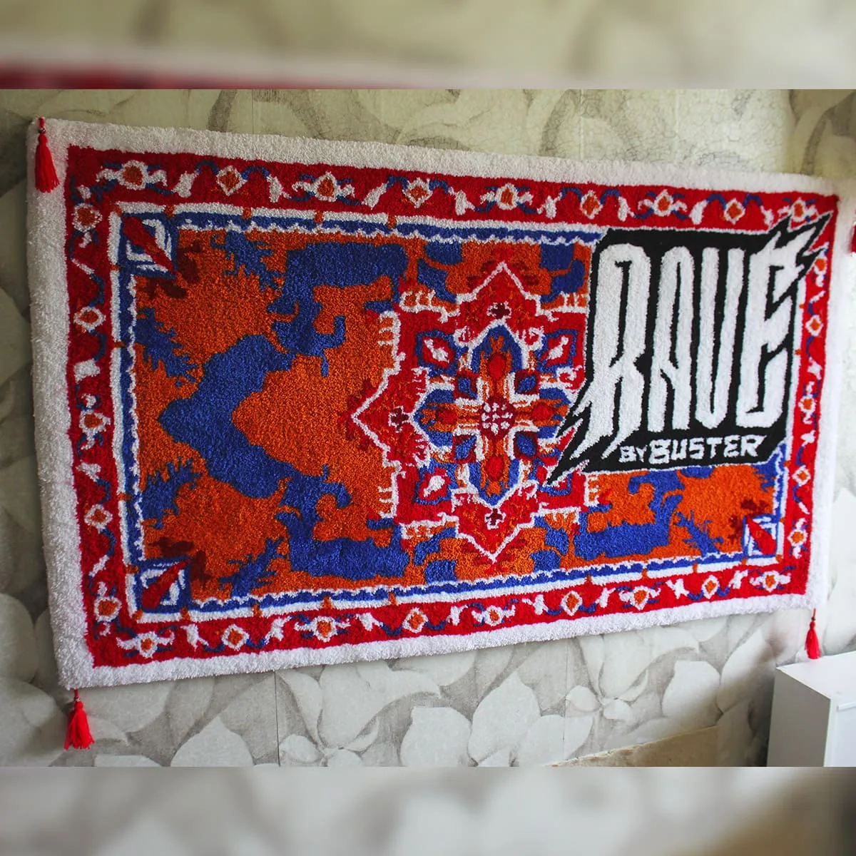 Фото этапа "К чему стремились" для ковра: Тафтинговый ковер на заказ: процесс изготовления ковра с советским орнаментом и логотипом